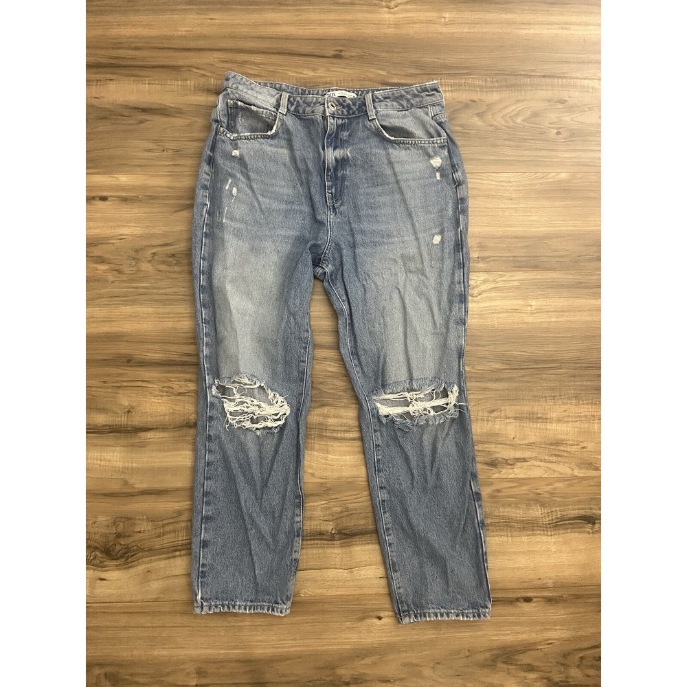 Zara Women's Mom Ripped Jeans Size 12 Blue Light Wash‎